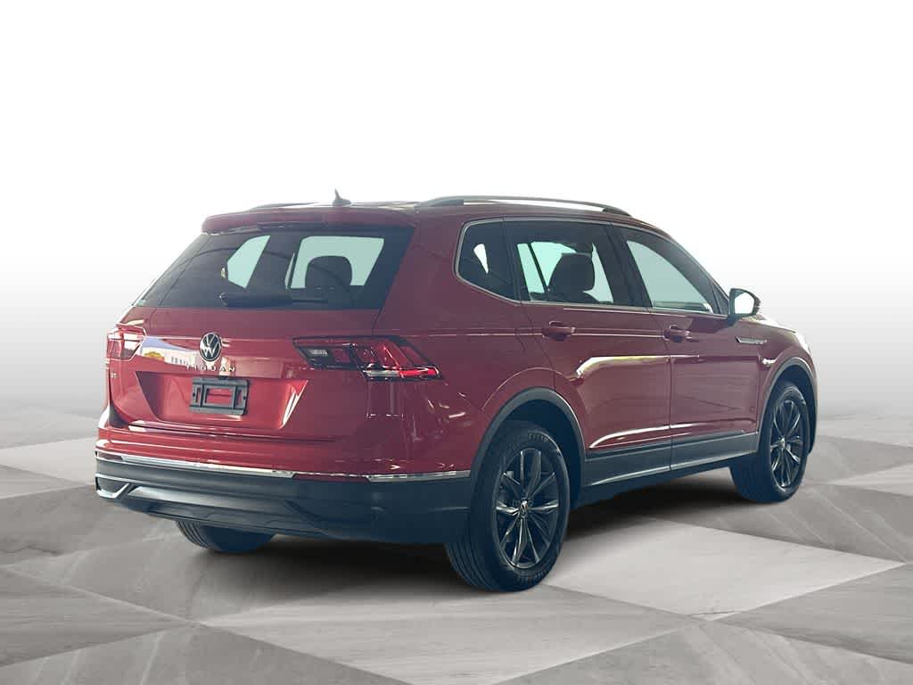 Thumbnail: 2024 Volkswagen Tiguan - 8