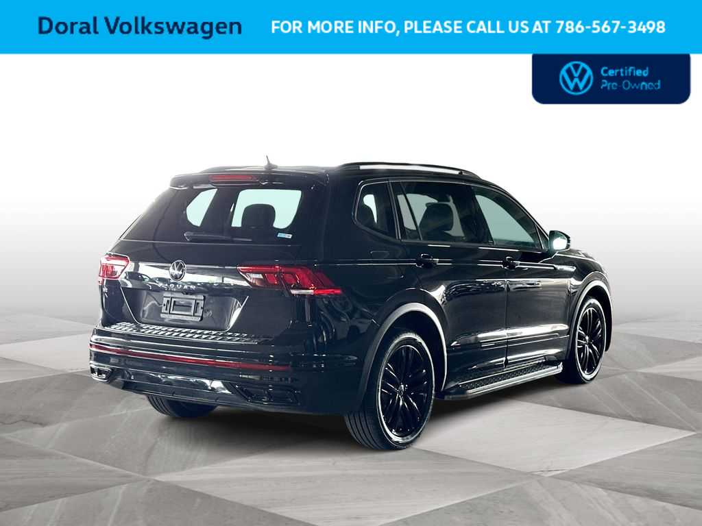 Thumbnail: 2022 Volkswagen Tiguan - 8