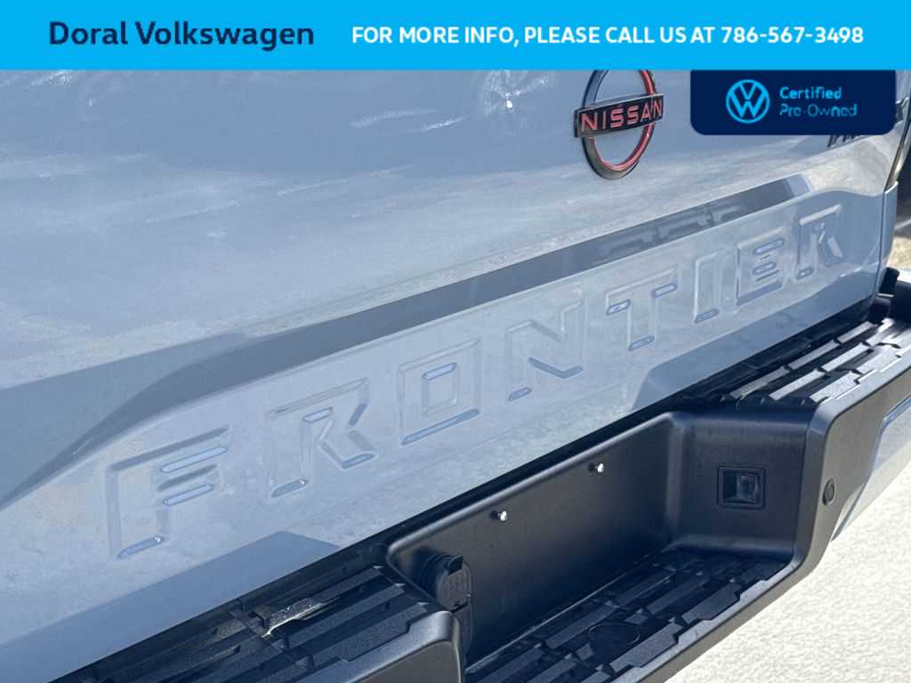 Thumbnail: 2023 Nissan Frontier - 10