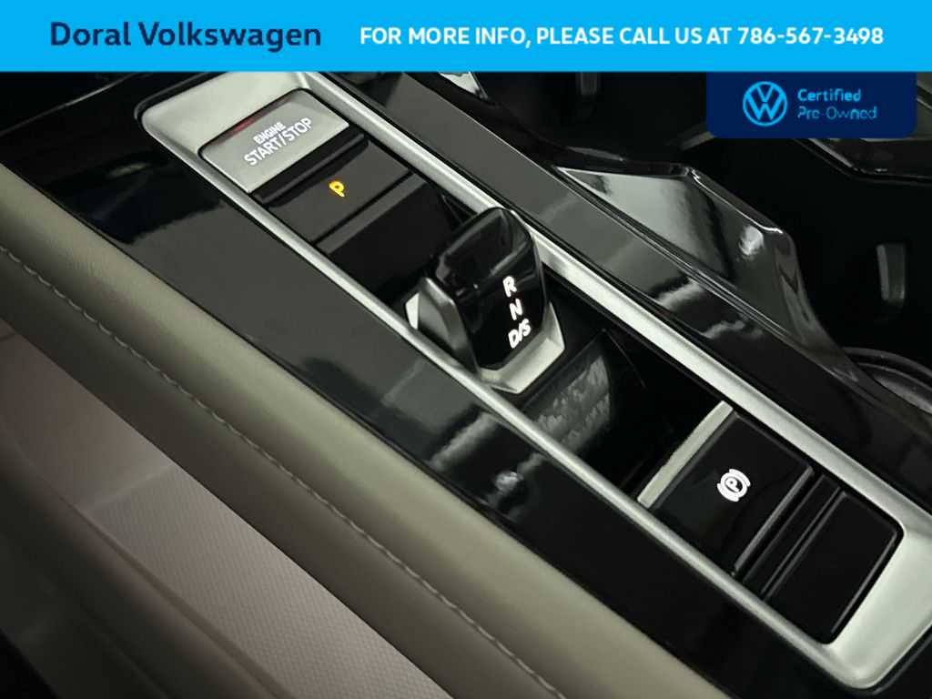 Thumbnail: 2024 Volkswagen Atlas - 21