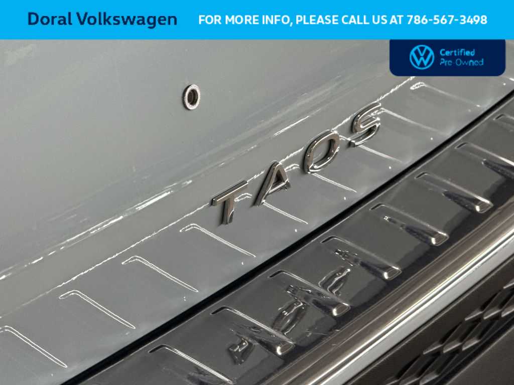 Thumbnail: 2025 Volkswagen Taos - 10