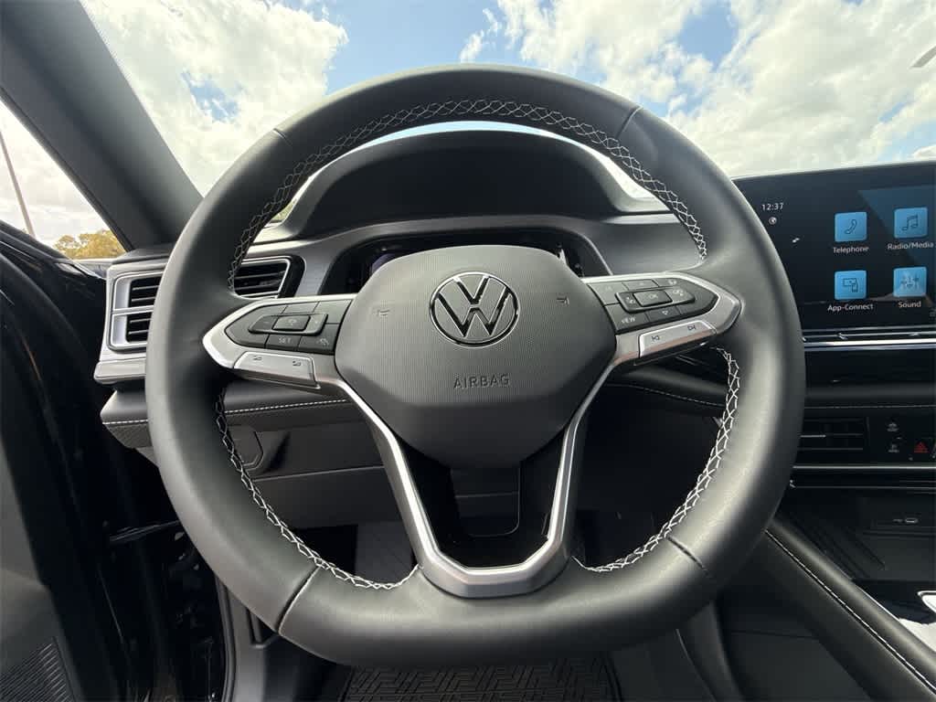 Thumbnail: 2026 Volkswagen Atlas - 15