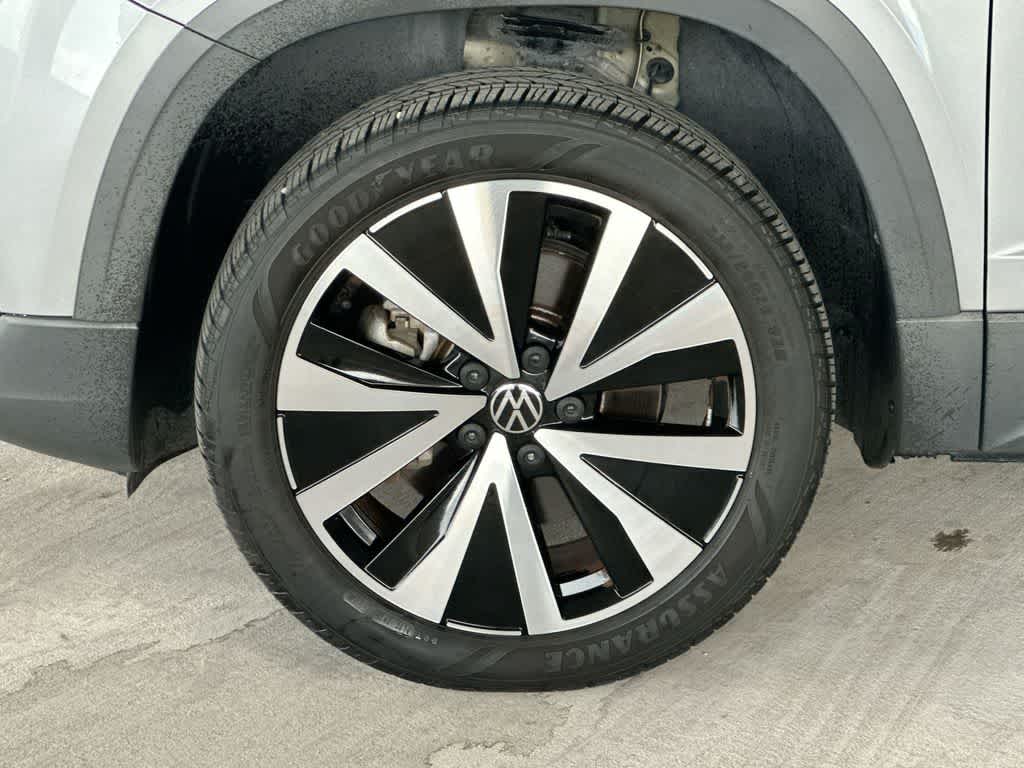 Thumbnail: 2023 Volkswagen Taos - 11