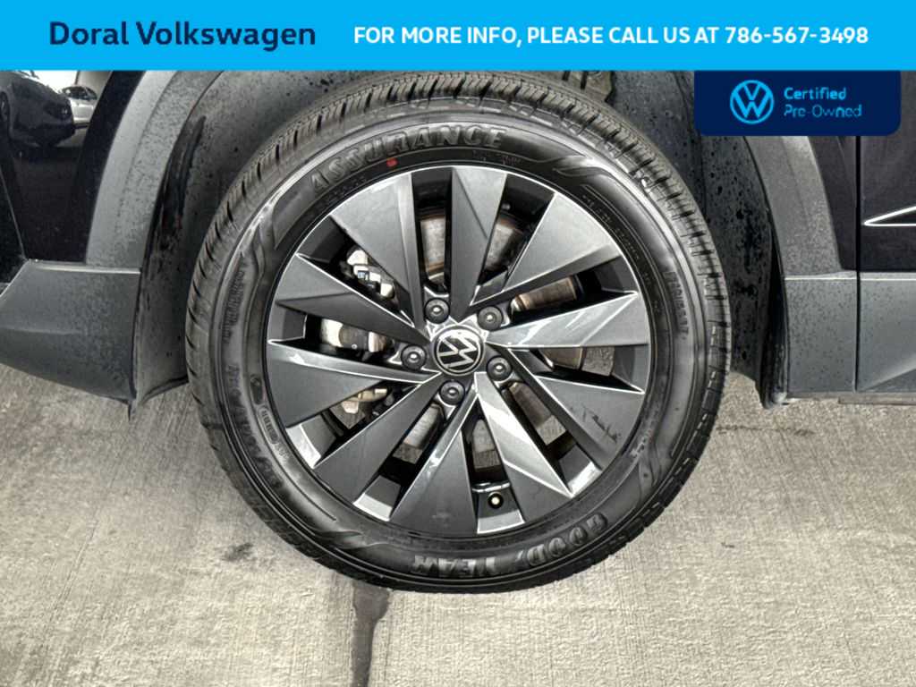 Thumbnail: 2023 Volkswagen Taos - 11