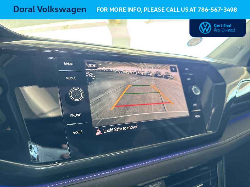 Thumbnail: 2024 Volkswagen Taos - 18