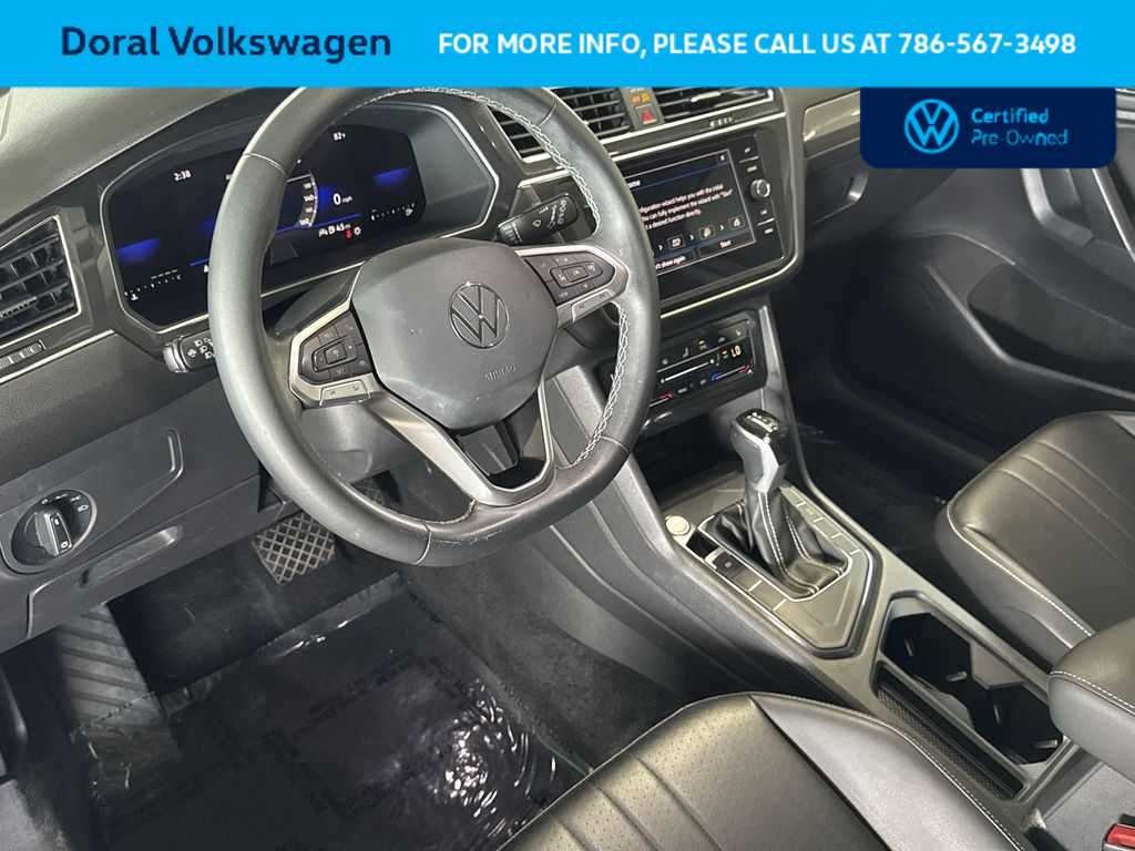 Thumbnail: 2023 Volkswagen Tiguan - 13