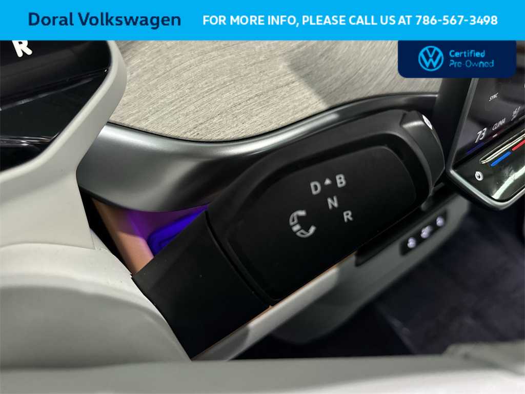 Thumbnail: 2025 Volkswagen ID.Buzz - 21