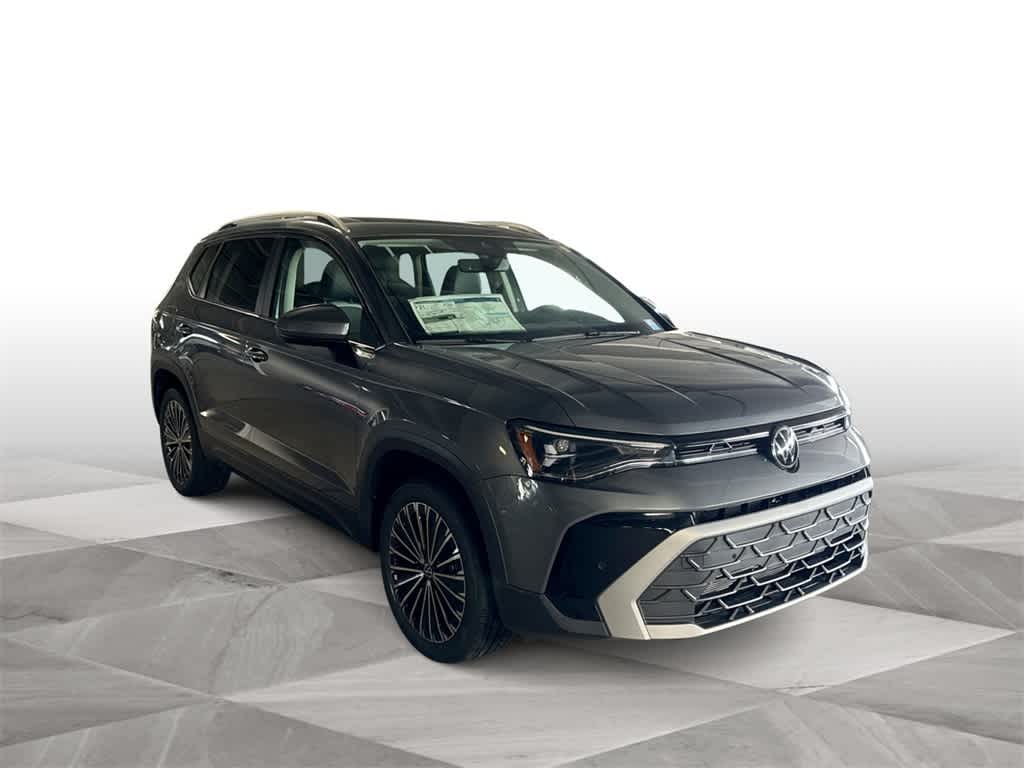 Thumbnail: 2025 Volkswagen Taos - 2
