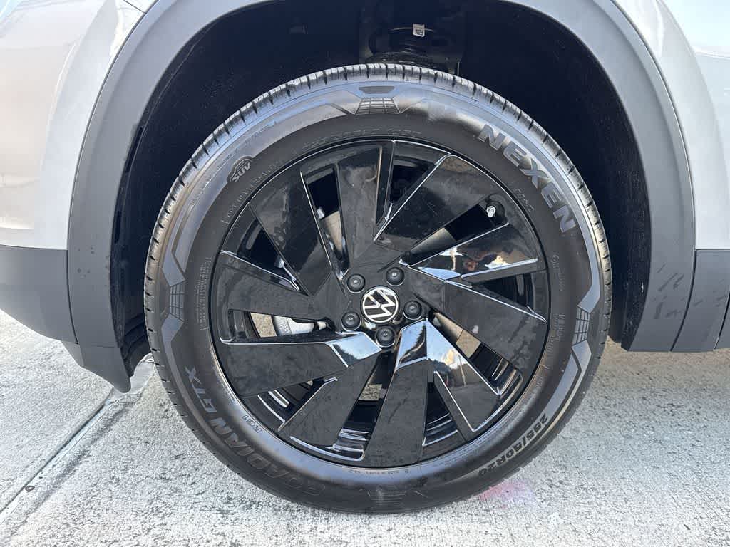 Thumbnail: 2026 Volkswagen Atlas - 9