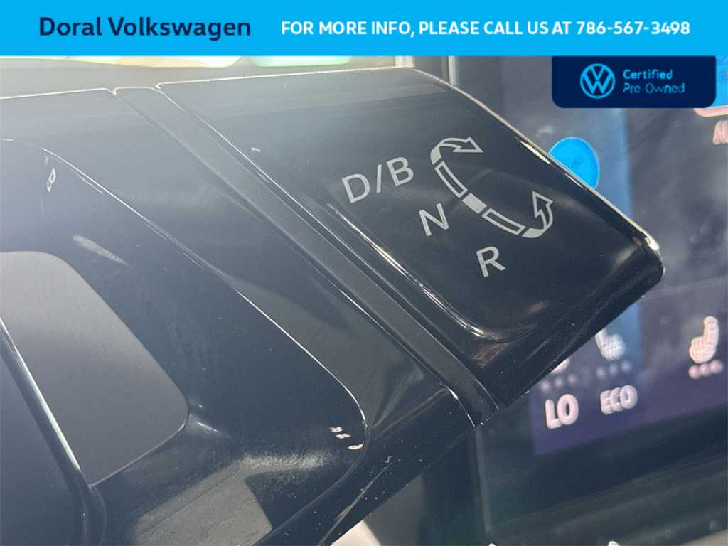 Thumbnail: 2023 Volkswagen ID.4 - 21