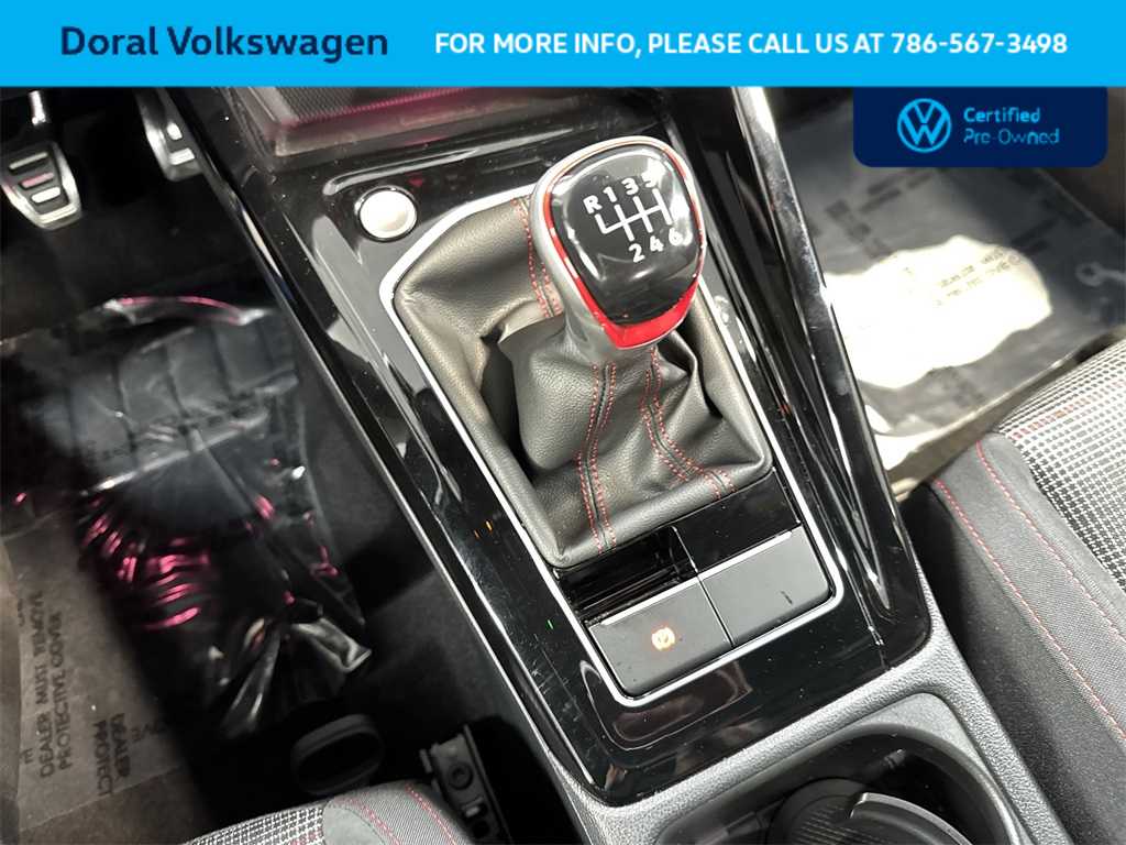 Thumbnail: 2024 Volkswagen Golf - 21