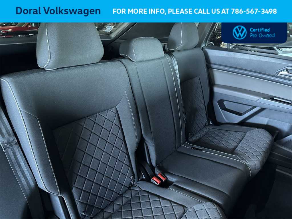 Thumbnail: 2021 Volkswagen Atlas - 24