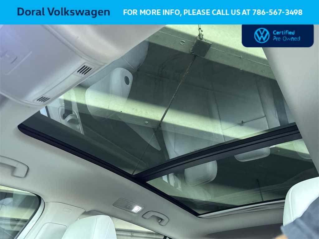 Thumbnail: 2019 Volkswagen Tiguan - 17
