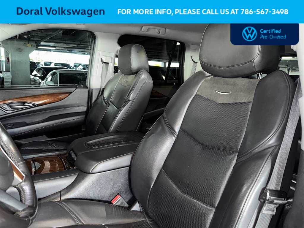 Thumbnail: 2019 Cadillac Escalade - 14