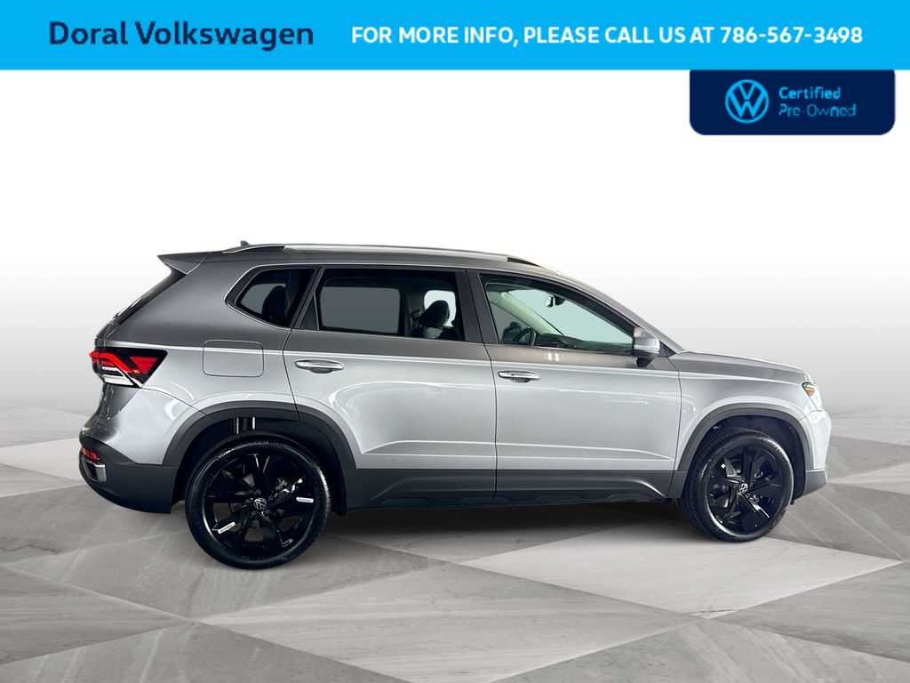 Thumbnail: 2025 Volkswagen Taos - 9