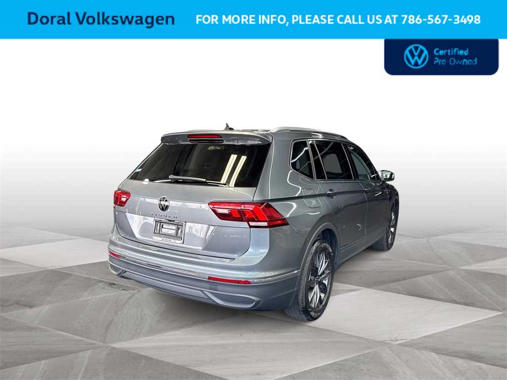 Thumbnail: 2023 Volkswagen Tiguan - 8