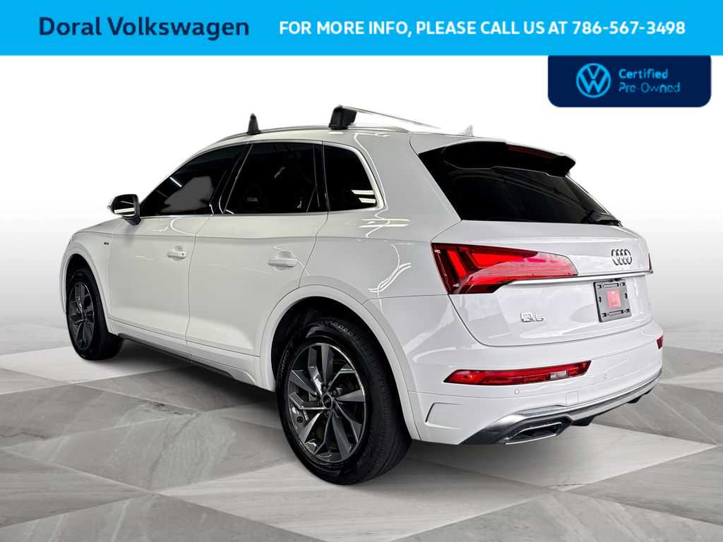 Thumbnail: 2023 Audi Q5 - 6