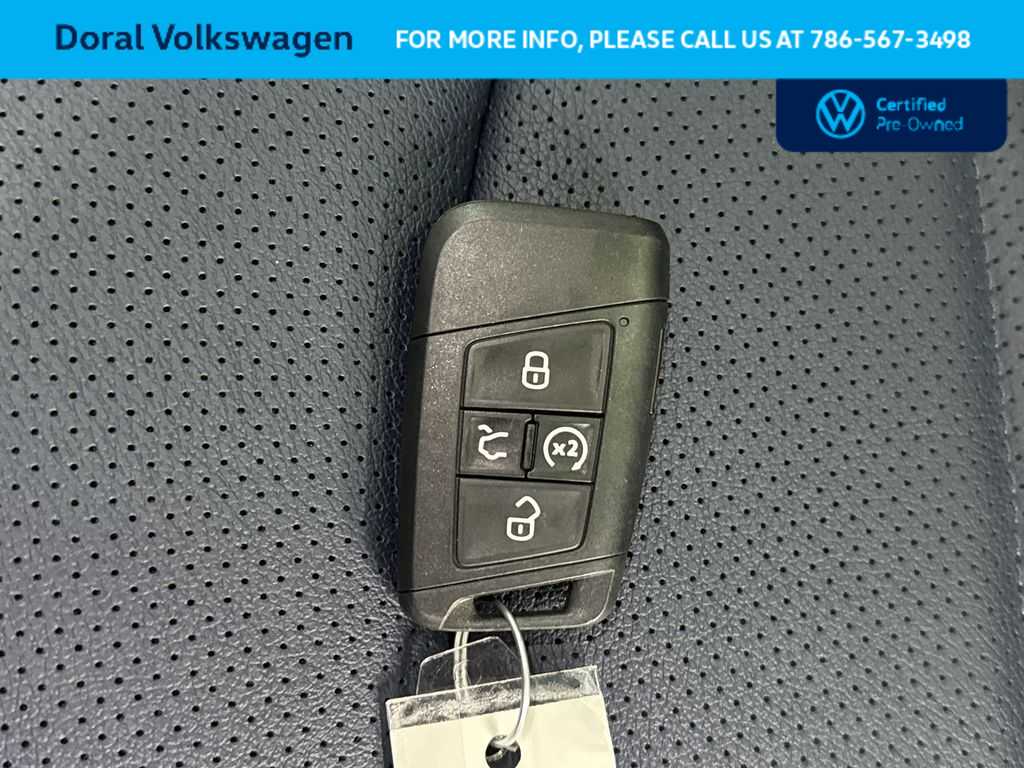 Thumbnail: 2025 Volkswagen Taos - 28