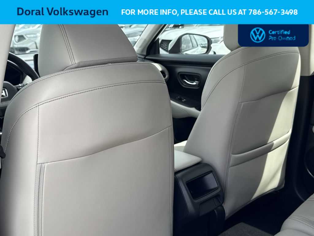 Thumbnail: 2023 Honda HR-V - 23