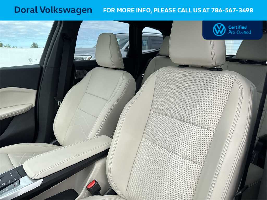 Thumbnail: 2023 BMW X1 - 14