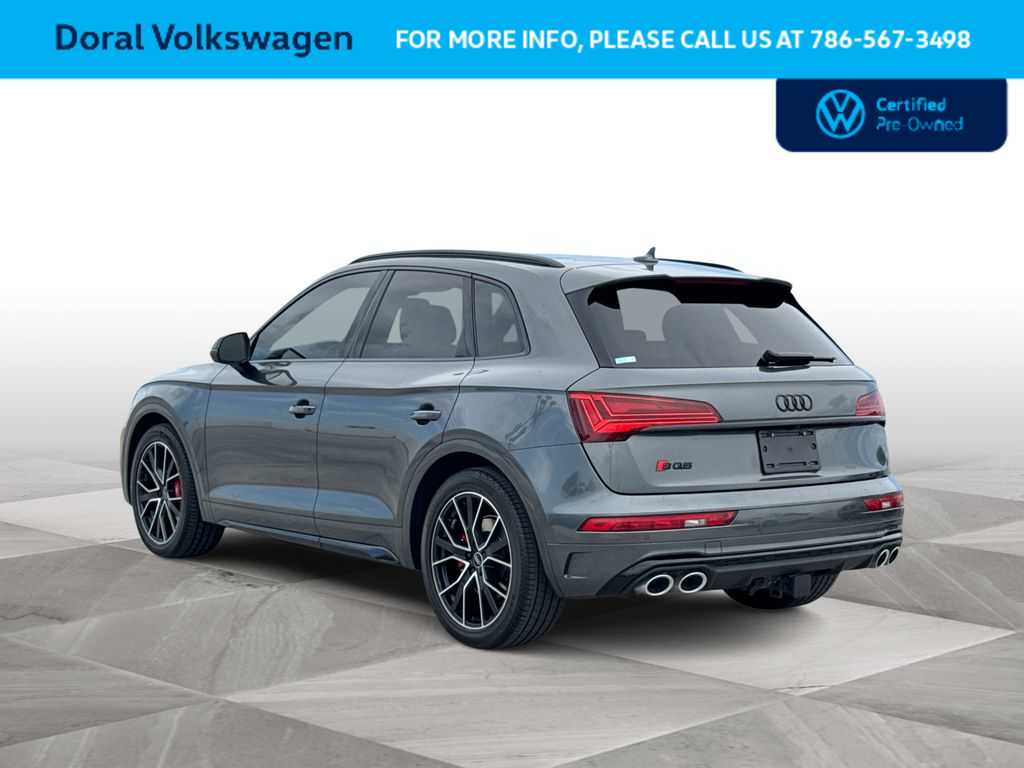 Thumbnail: 2023 Audi SQ5 - 6