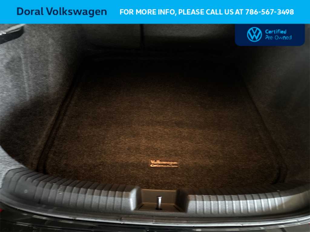 Thumbnail: 2024 Volkswagen Jetta - 25