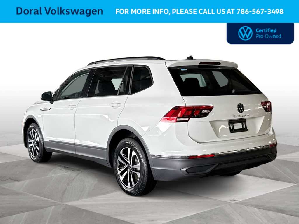 Thumbnail: 2023 Volkswagen Tiguan - 6