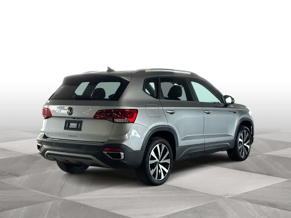 Thumbnail: 2023 Volkswagen Taos - 8