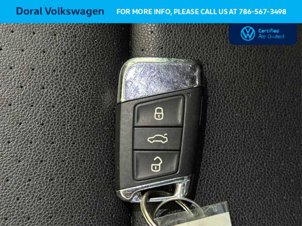 Thumbnail: 2022 Volkswagen Atlas - 28