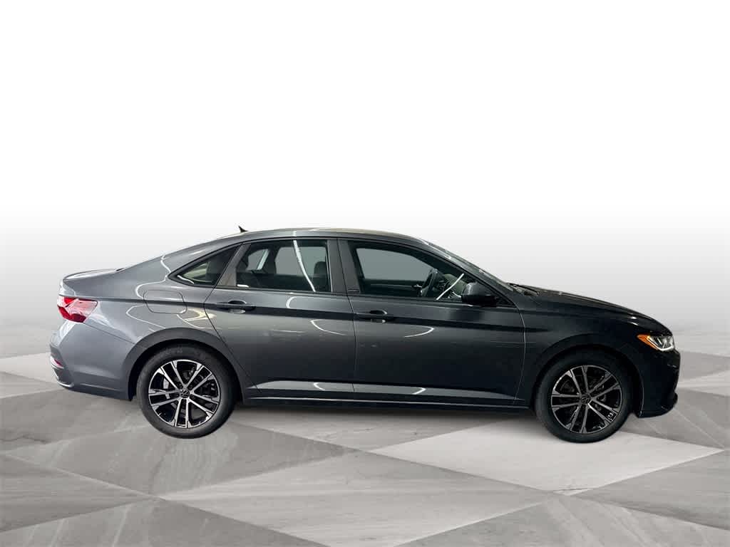 Thumbnail: 2026 Volkswagen Jetta - 9