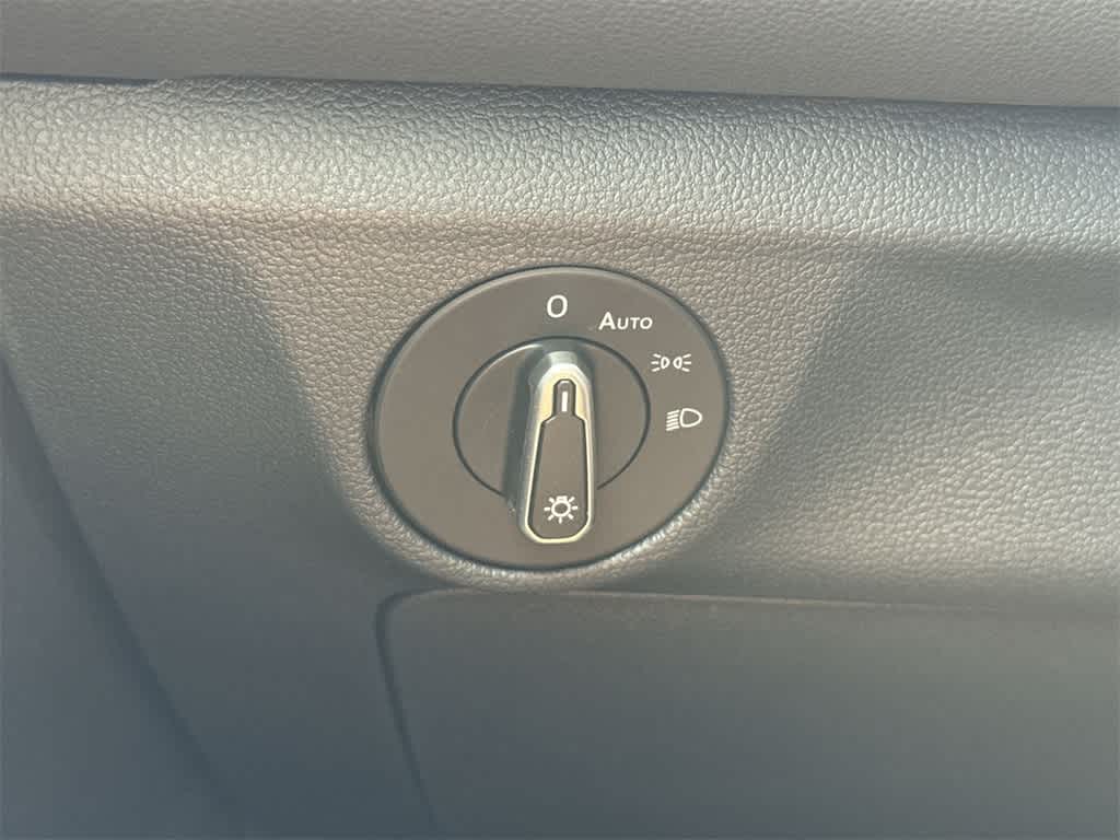 Thumbnail: 2026 Volkswagen Jetta - 17