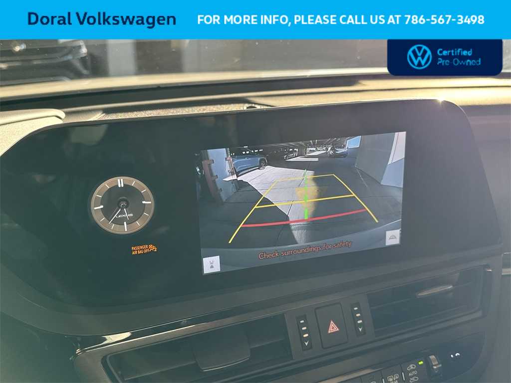 Thumbnail: 2025 Lexus ES - 19