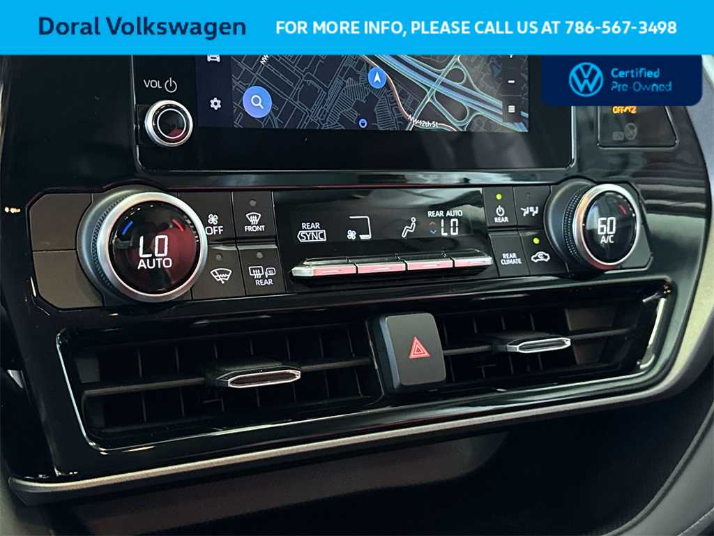 2024 Toyota Highlander LE 20