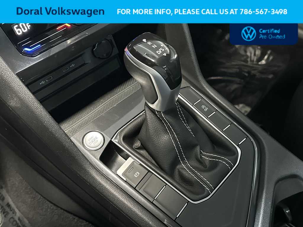 Thumbnail: 2023 Volkswagen Tiguan - 21