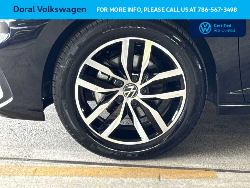 Thumbnail: 2025 Volkswagen Jetta - 11
