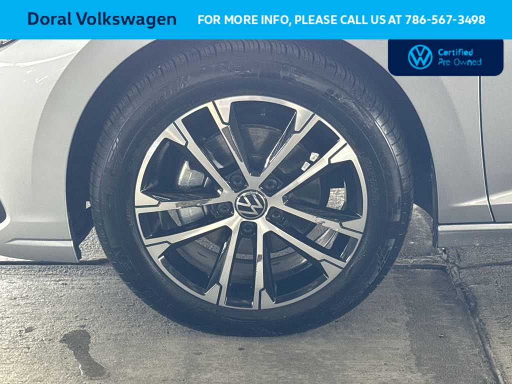 Thumbnail: 2025 Volkswagen Jetta - 11