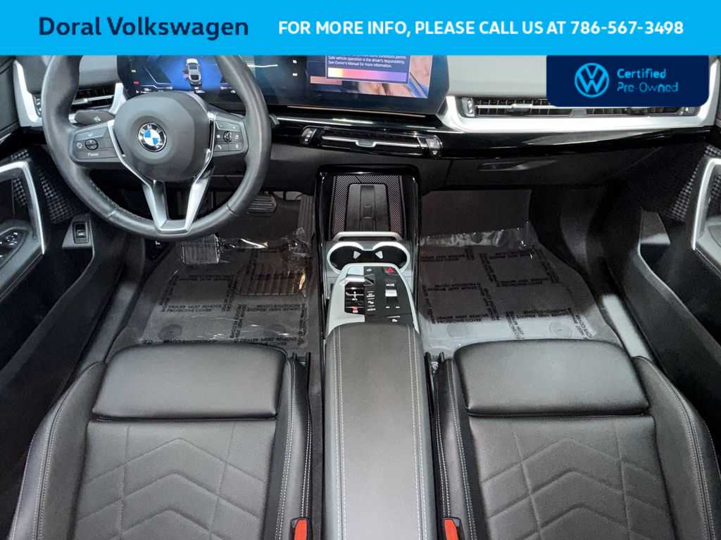 Thumbnail: 2025 BMW X2 - 24