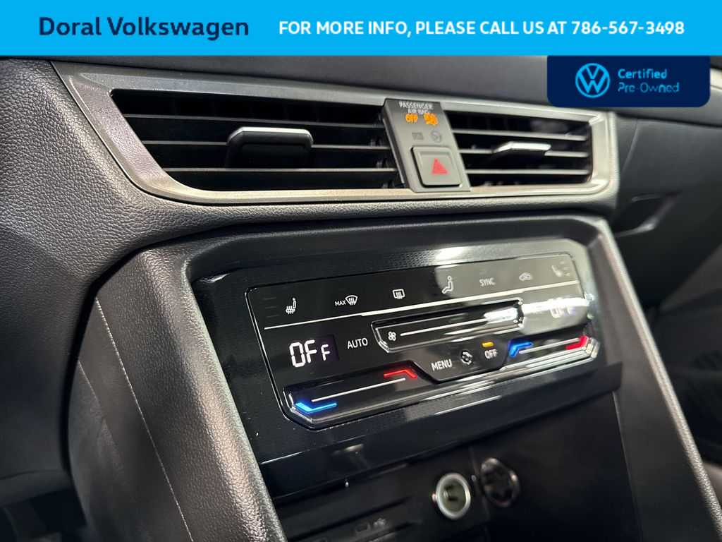 Thumbnail: 2025 Volkswagen Taos - 21