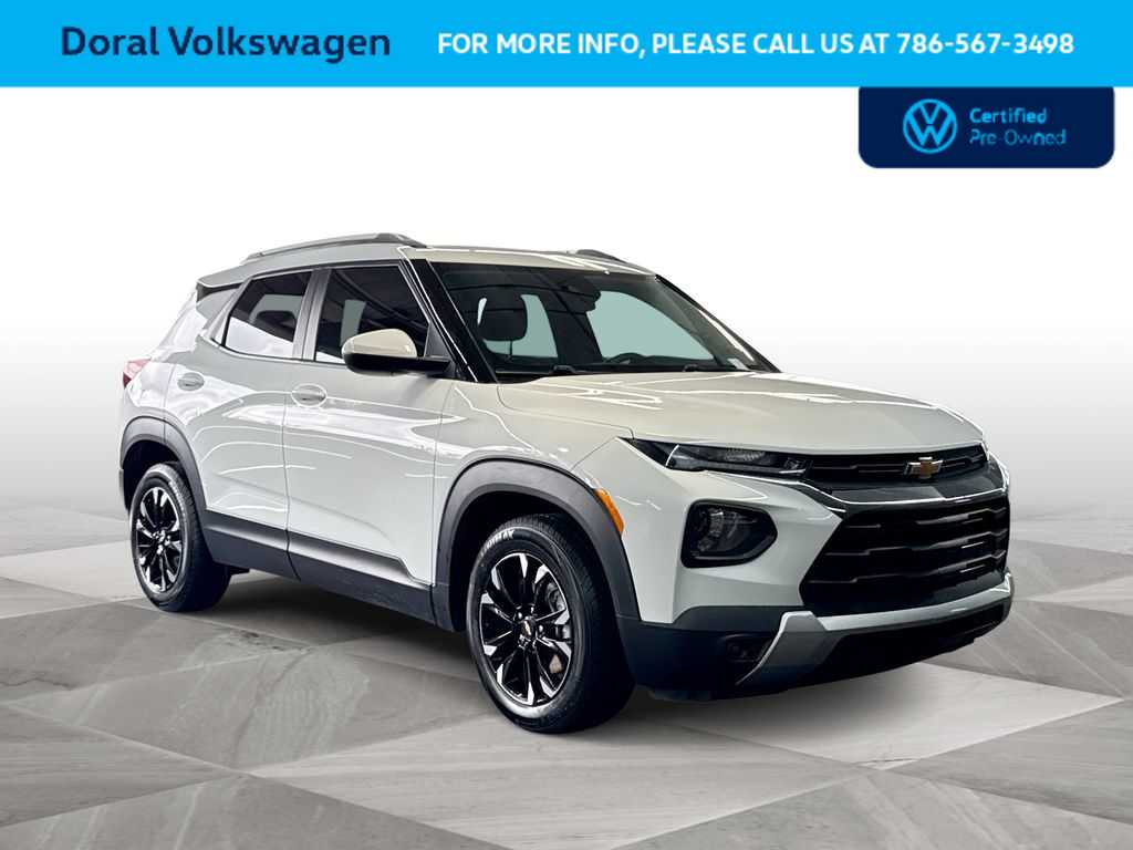 Thumbnail: 2023 Chevrolet TrailBlazer - 2
