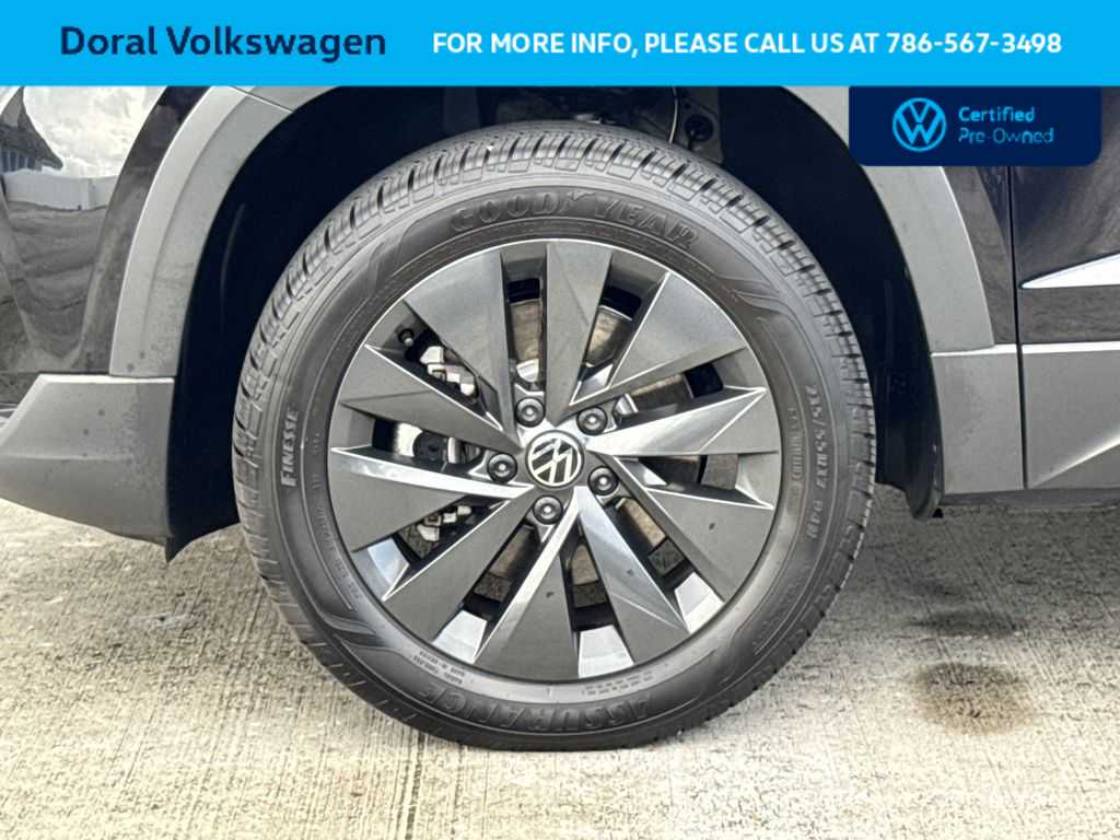 Thumbnail: 2024 Volkswagen Taos - 11