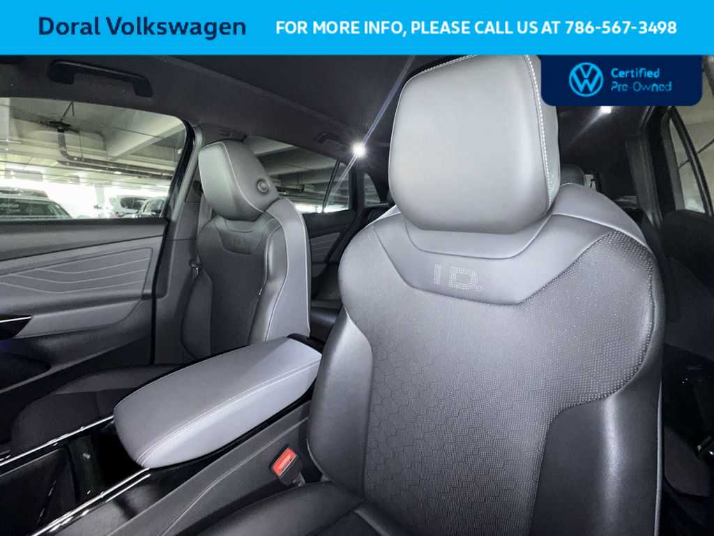 Thumbnail: 2023 Volkswagen ID.4 - 14