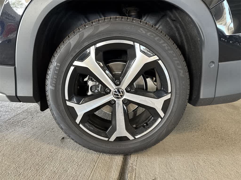 Thumbnail: 2026 Volkswagen Tiguan - 11