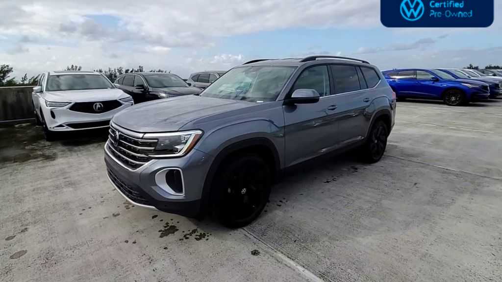 Thumbnail: 2024 Volkswagen Atlas - 4