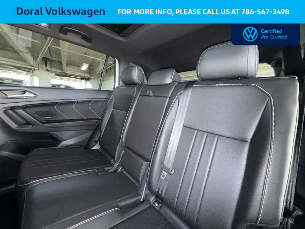 Thumbnail: 2022 Volkswagen Tiguan - 21