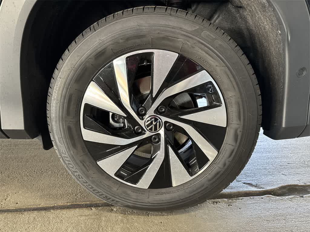 Thumbnail: 2026 Volkswagen Tiguan - 11