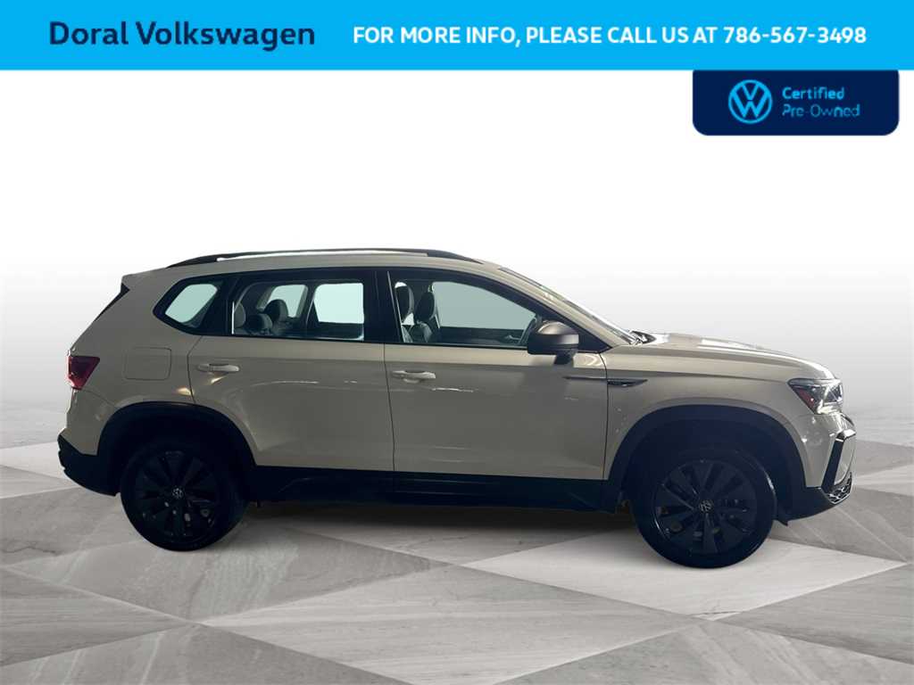 Thumbnail: 2023 Volkswagen Taos - 9