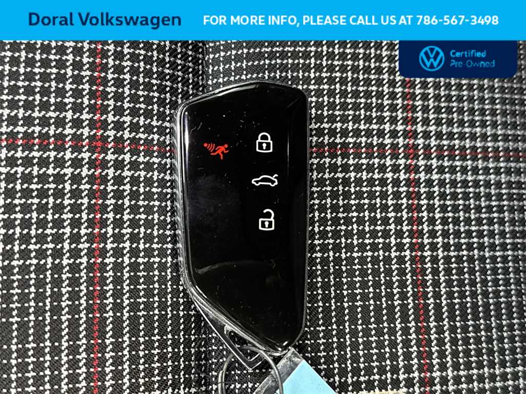 Thumbnail: 2024 Volkswagen Golf - 28