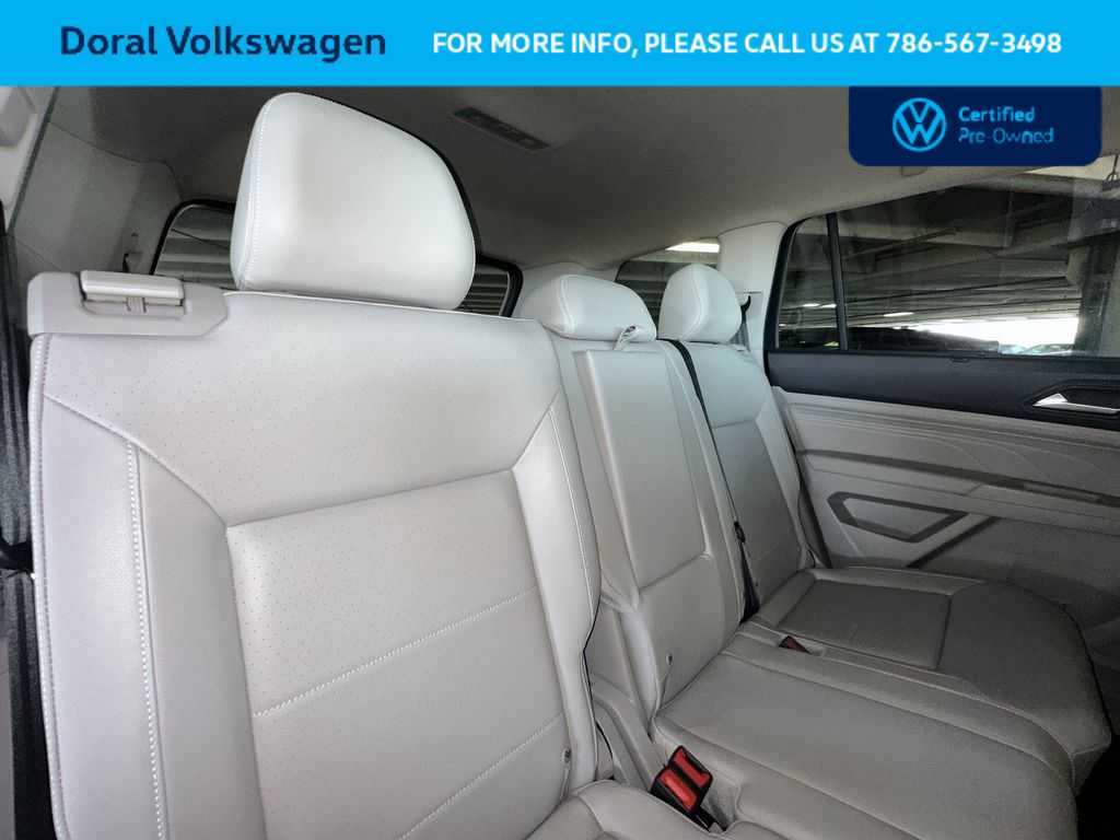 Thumbnail: 2023 Volkswagen Atlas - 26
