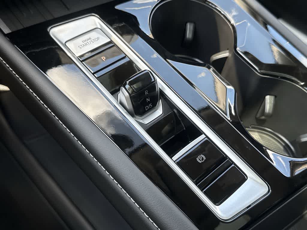 Thumbnail: 2026 Volkswagen Atlas - 21