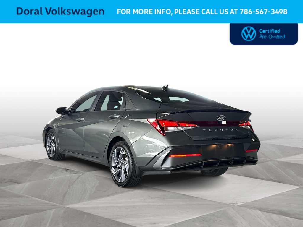 Thumbnail: 2025 Hyundai Elantra - 6
